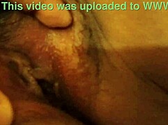 Convencí A La Señora De La Limpieza De Mostrarme La Panocha