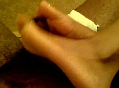 Sexy ebony latina gives footjob in the hood 😍