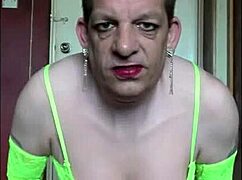 Bisexual crossdresser swallows own piss eagerly