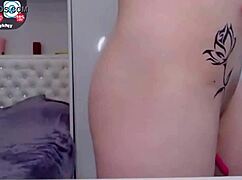 she's a hot european camgirl with sexy pussy