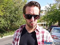 Teen with big butt receives a facial after oral