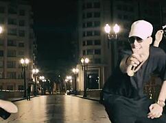 Watch the old lady eat the young girl's pussy