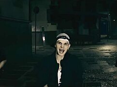 Watch the old lady eat the young girl's pussy