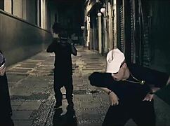 Watch the old lady eat the young girl's pussy