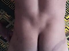 light skinned nigerian guy with big dick wanks hard and humps 😍