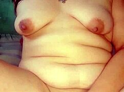 My hot neighbor masturbates and sends it to me