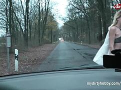 amateur blonde fucks outdoors in the car with cumshot