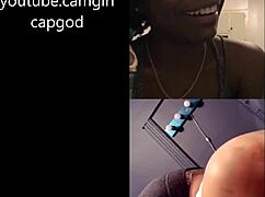 ketlyd d flaunts her curves on ig live!