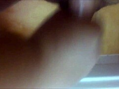 Chubby Gay Handjob In Bath!