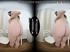 Regina Rich's subtle solo pleasure in VR