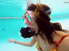 katya nakolkina shows perfect ass underwater!