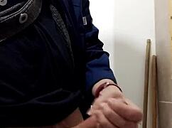 masturbating again with huge cumshot on skinny small waist