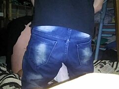 amateur fingers sexy babe in pink thong at night