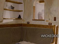 Theodora Day and Seth Gamble Fuck in Pina Colada Resorts Parody