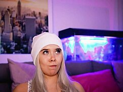 Chubby Blonde Has LIVE SEX With Her Boyfriend