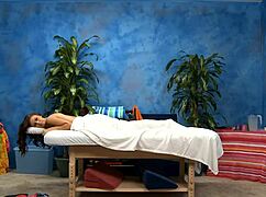 Hey, let's try a relaxing pussy massage 😏