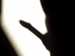 ombres chinoises masturbation solo session