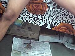 desi guy masturbates his lund in solo scene