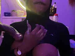 that ebony girl gives the best blowjob, makin me cum every time