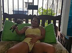 Paty Bumbum's unique real cumshot on Xvideos.