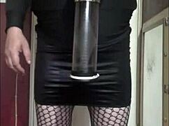 bisexual crossdresser pumps up for bigger action