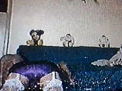 hola cuidando a mi h para que no llegue su mama y la encontre con su conpadre 😈