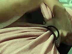 Handjob for you, perra 😈