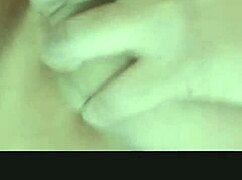 Cam girl Bavani fingers herself