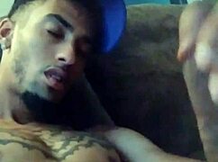 Ossoarrogantt Tattoo And Masturbation Session