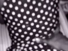 Amateur friend seduces my sexy latina girlfriend