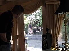 cuckolding babe gets creamed by old guy in casual home scene