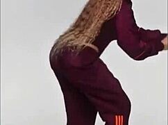Pocta Beyonce Ivy Park - masturbace