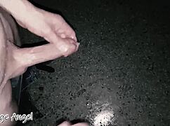 I hooked up with a random stranger at the gay club and we had mutual cumshots.