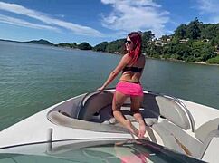 bora preparar de lancha with big tits in public outdoor setting