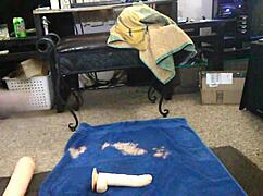 jessica raven, that shemale, rides a huge dildo so well