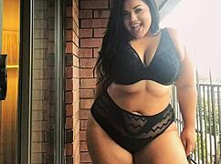 indian woman in bikini with big boobs