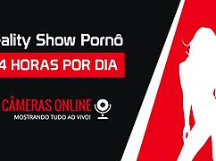 Sortudo pegando duas loiras gostosas com bundas sexy e rabos apertados no estilo brasileiro