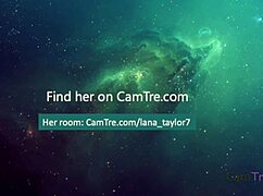 gorgeous babe fingering herself to orgasm on webcam 😍