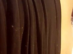 Hung tranny fucking bareback?