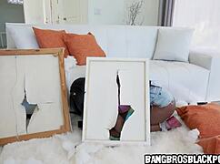 Hating Stepmom Turns To Desire That Day