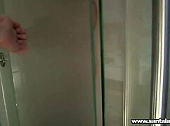 Camara De Seguridad En La Ducha Del Estudio De Santalatina