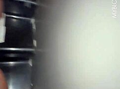 Vamos a cenar en primera cita y terminamos follando de perrito en las escaleras de su departamento, con mi amiga latina