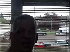 Meet me in public for homemade bisexual outdoor fun