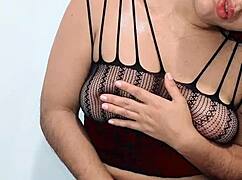 Seduce Your Lover With Passionate Fingering And Cum!