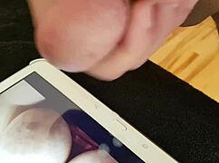 Tribut for elpapi219 with cum on cock.