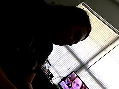 Handjob a1 she knows