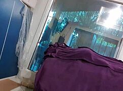 Latina Paty Bumbum makes hot video call for daddy, accepts PayPal! 💸