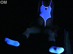 Carrie Blacklight sex main