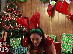 Brazilian girls exclaim 'oh, keep going!' while reading Christmas stories during masturbation