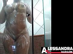 a very special bath for alessandra marques?